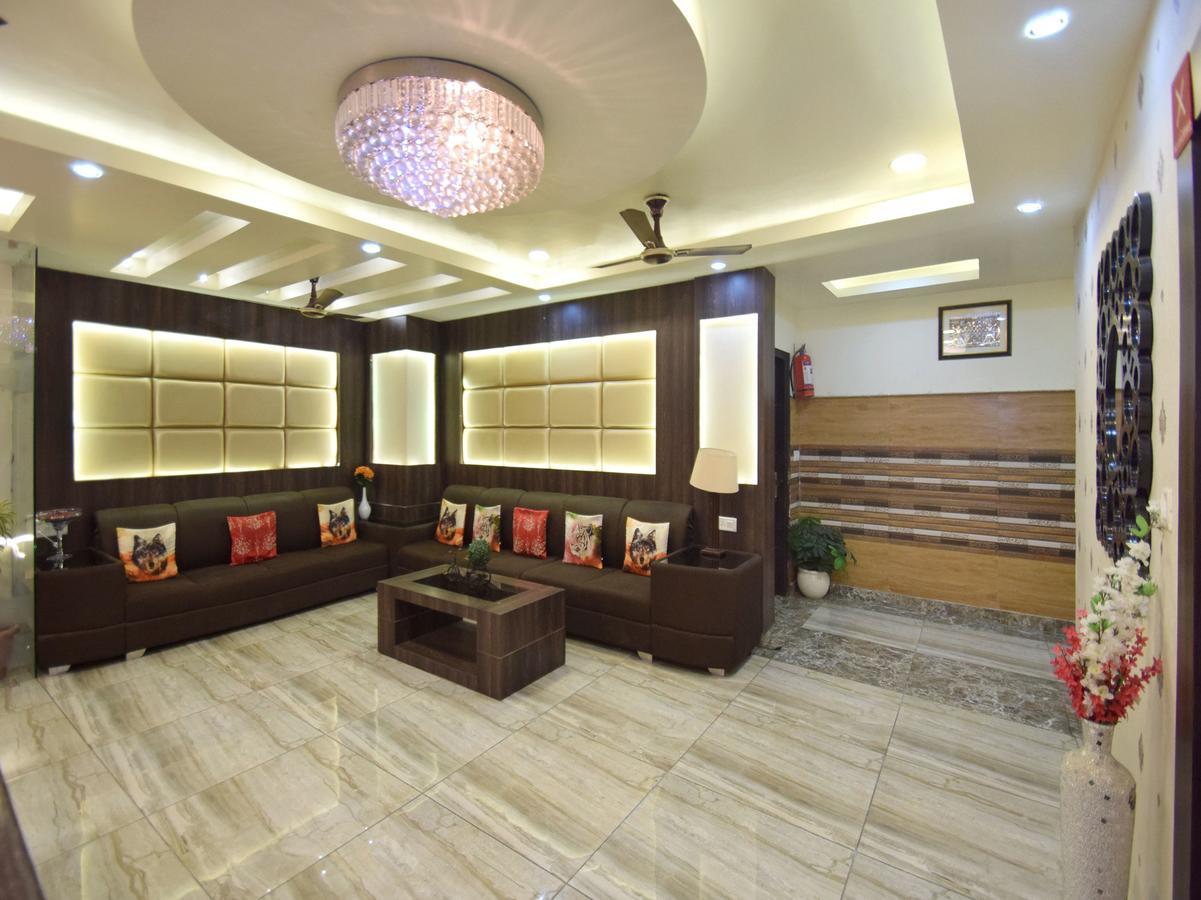Oyo 5540 Etiler Hotel Katra (Jammu and Kashmir) Exterior foto