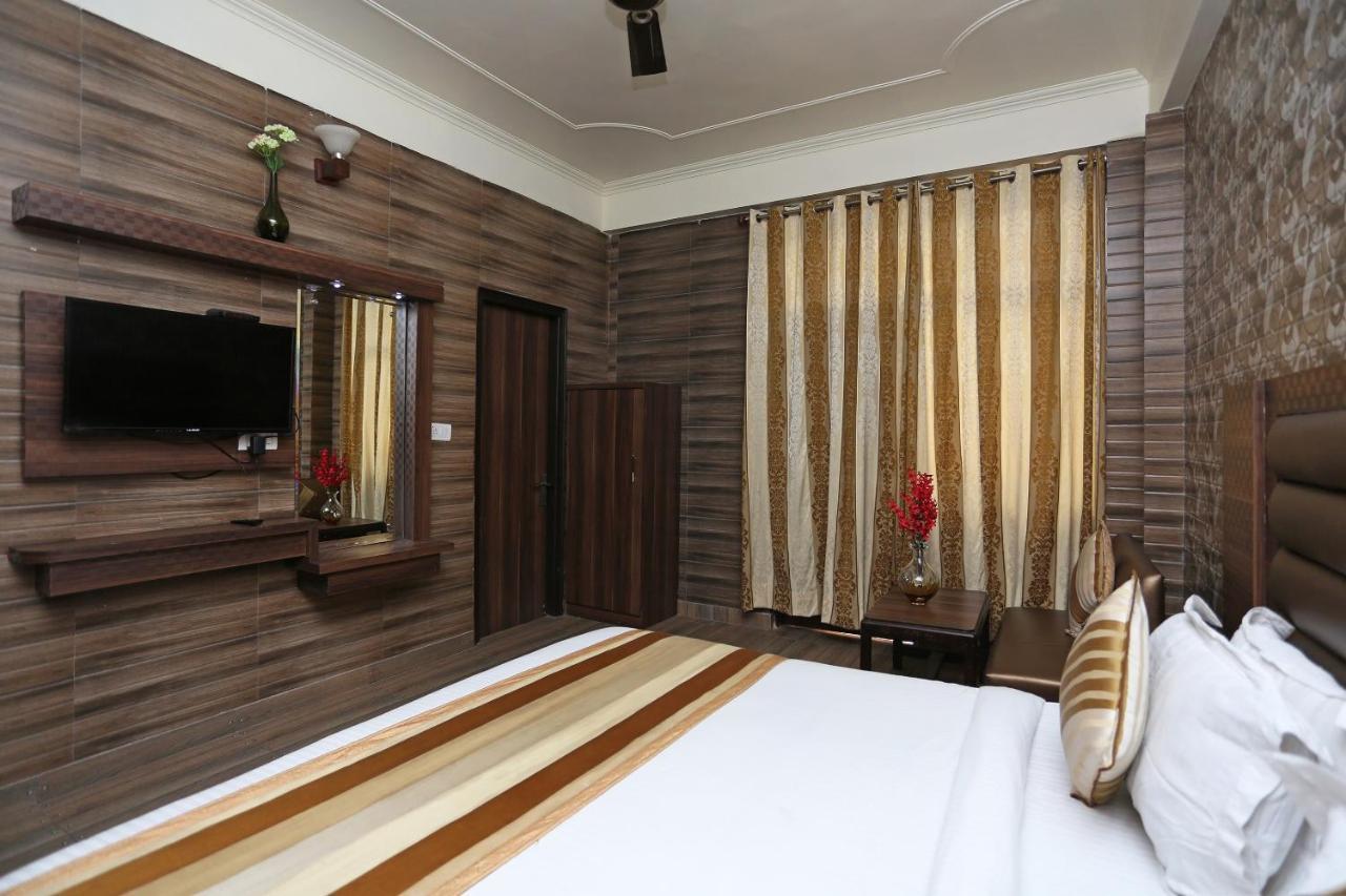 Oyo 5540 Etiler Hotel Katra (Jammu and Kashmir) Exterior foto