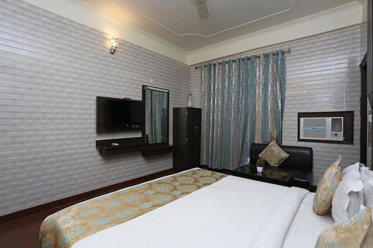 Oyo 5540 Etiler Hotel Katra (Jammu and Kashmir) Exterior foto